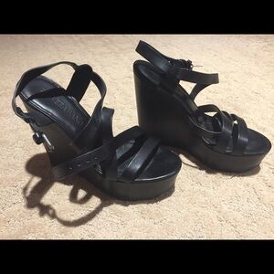 Vera Wang wedge shoes